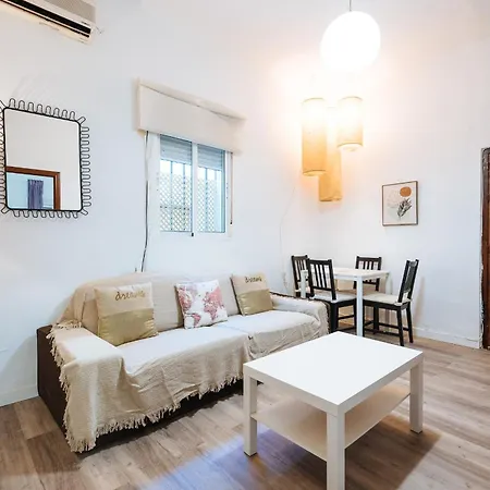 Apartamento Torrijiano Apartamento *